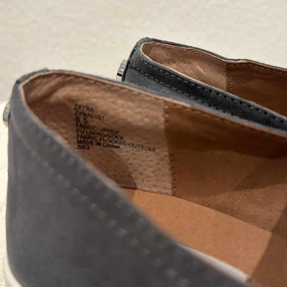 Steve Madden Zayna women’s size 8.5 in color slate grey/blue - Picture 3 of 4